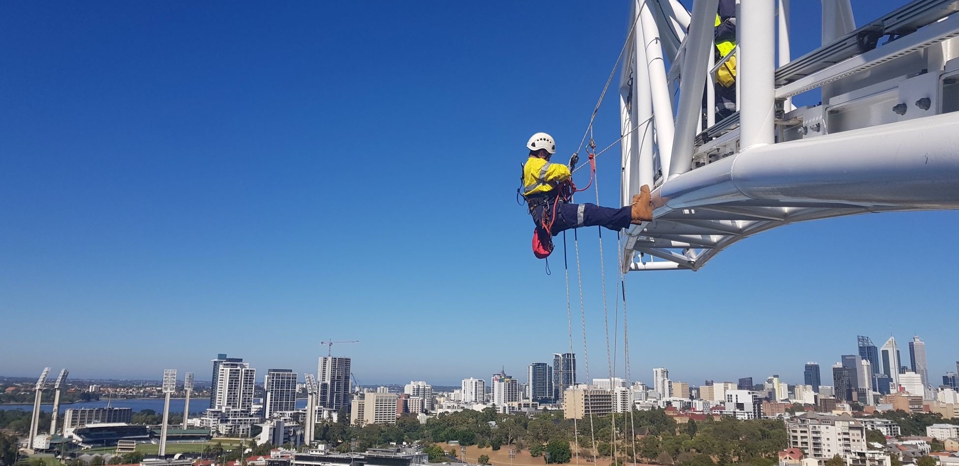 Rope Access Abseil over Perth City Skyline (2)